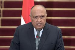 رئيس الجمهورية يستقبل وزير الخارجية المصري ويتلقى رسالة من نظيره السيسي