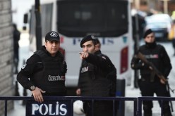مقتل 6 عناصر من الشرطة التركية في تفجير بمنطقة بينكل