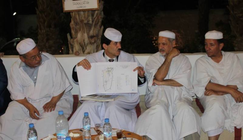 بالفيديو عمار غول في حضرة أعيان ومشايخ غرداية