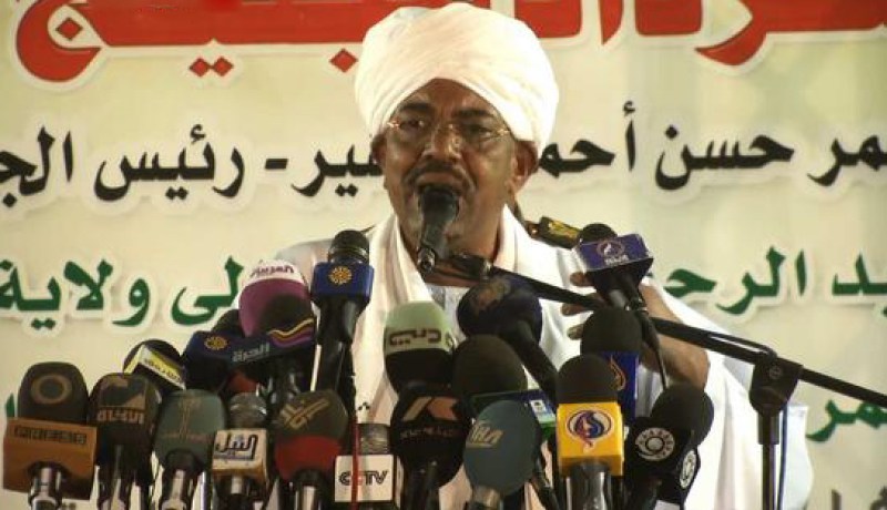 الجنايات الدولية تحث ليبيا على اعتقال البشير