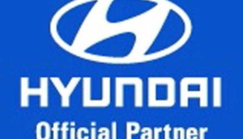 هيونـداي تمـــون الرئاسـة بـ4 حافـــلات