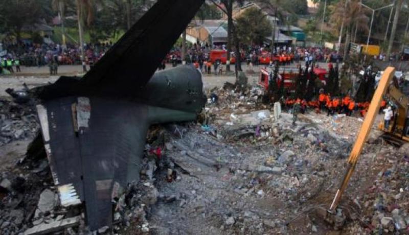 العثور على 54 جثة في موقع تحطم الطائرة الأندونيسية
