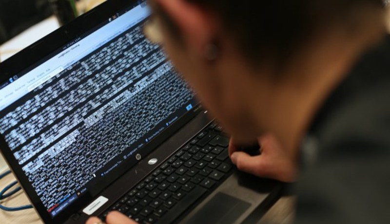 الشبح جزائري يخترق مواقع إسرائلية رسمية للدفاع عن القضية الفلسطينية