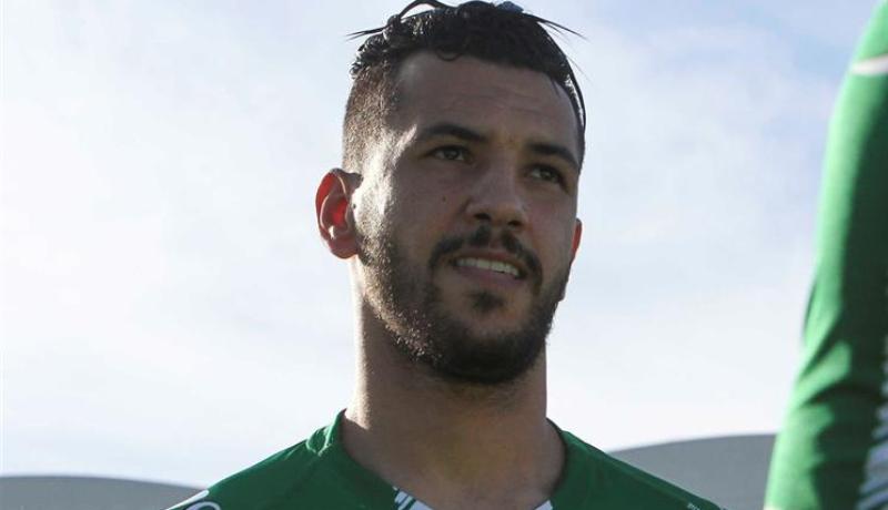 بالفيديو.. بلقروي يُطرد بعد هفوة “ساذجة”