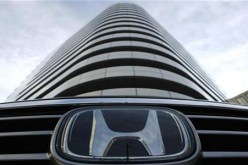 هوندا تخفض توقعاتها للأرباح السنوية بسبب الكوارث وقوة الين