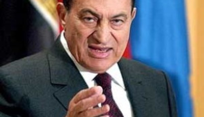 المجلس الأعلى للقوات المسلحة المصرية يصدر البيان رقم -1- بدون حضور مبارك و يعلن توليه الاجراءات الضرورية لحماية البلاد