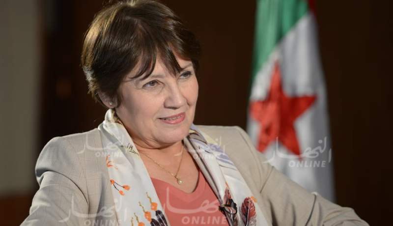 بن غبريت تهنئ الأسرة الإعلامية بمناسبة عيدهم الوطني