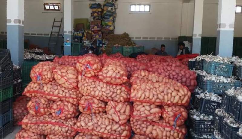 فلاحو بلدية حاسي خليفة بالوادي يرسلون شحنة من البطاطا لأهالي البليدة