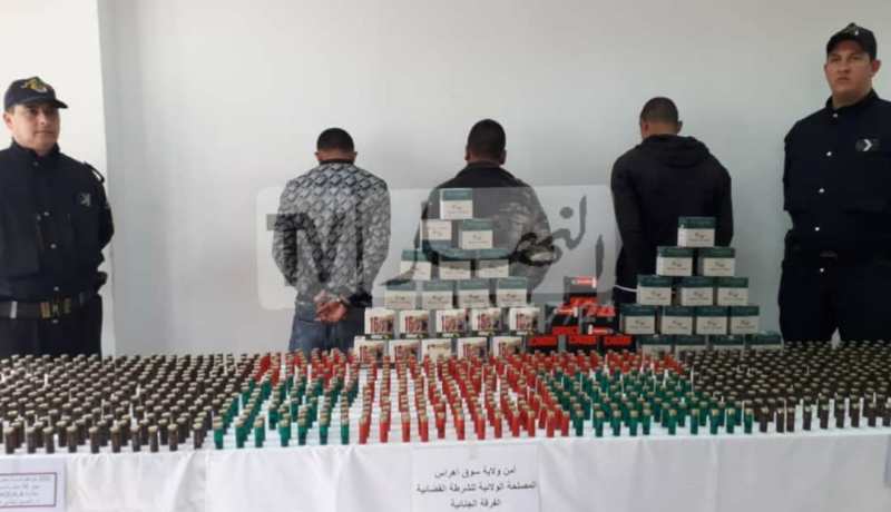 الإطاحة بعصابة إجرامية تهرب وتبيع الذخيرة وحجز 1000 خرطوشة صيد بسوق اهراس