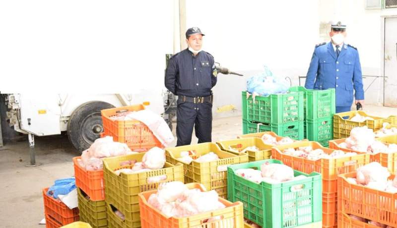 ميلة: الشرطة تحجز 81 دجاجة فاسدة موجهة للإستهلاك البشري داخل مطعم