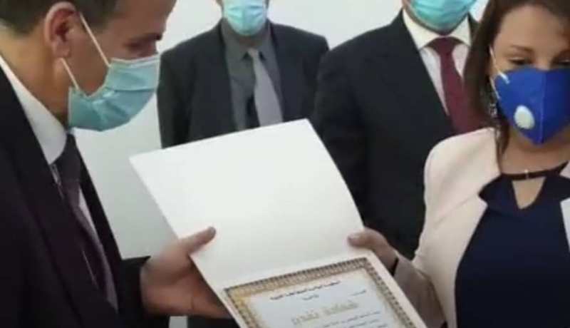 وزير التجارة يكرّم أعوان التجارة المعتدى عليهم بولايتي معسكر ووهران