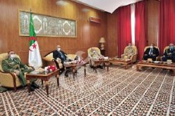 رئيس الجمهورية يترأس جلسة عمل بمقر وزارة الدفاع