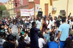 بالصور.. أزيد من 1200 مواطن بحي المخادمة في ورقلة يخرجون للشارع بسبب الصرف الصحي