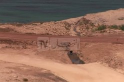 بالصور.. سيول من مياه الصرف المستعملة تتدفق بشواطئ الساحل الوهراني