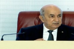 الرئيس تبون عن مصانع السيارات.. “يصدرون هواء العجلات ويحوسوا على الدوفيز”