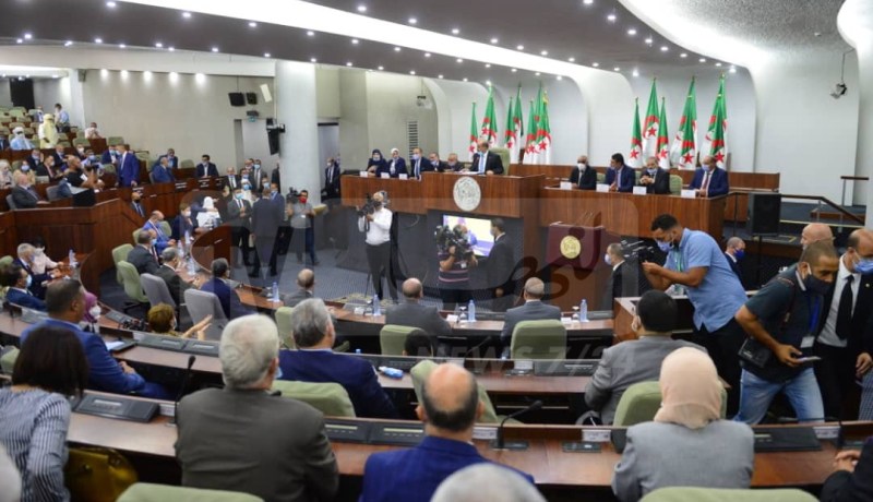 المجلس الشعبي الوطني يصوّت اليوم على مشروع تعديل الدستور