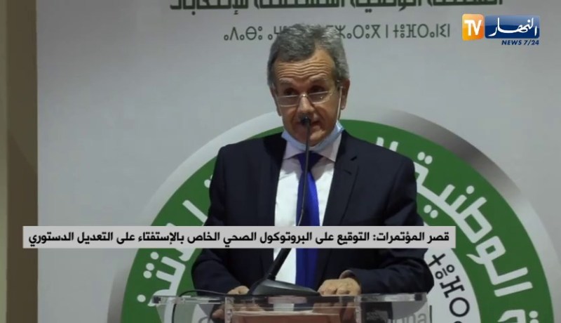 بن بوزيد: بروتوكول صحي خاص في حال إرتفاع الإصابات قبل الإستفتاء