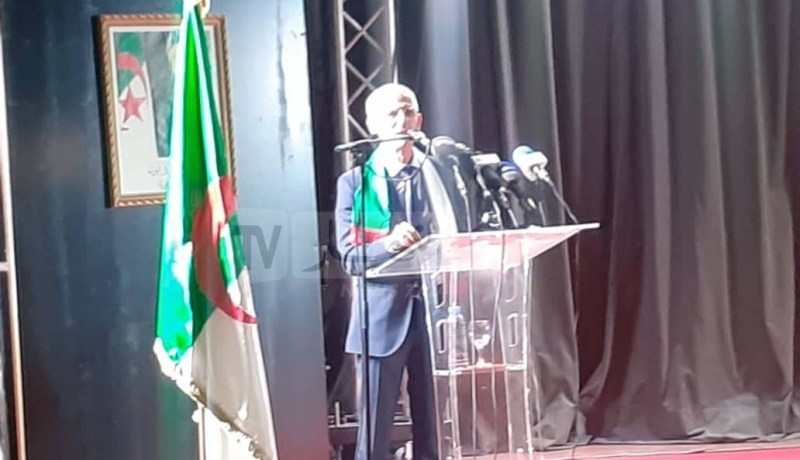 وزير الصناعة: تعديل الدستور جاء لإصلاح الإنحرافات التي حدثت طيلة عشرين سنة مضت