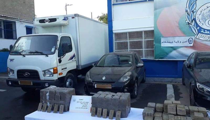 مستغانم.. الإطاحة بشبكة دولية مختصة في تهريب المخدرات وحجز أكثر من 150 كلغ