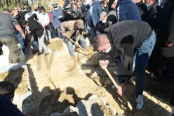 بالصور.. تشييع جثمان وزير الإتصال الأسبق رشيد بوكرزازة