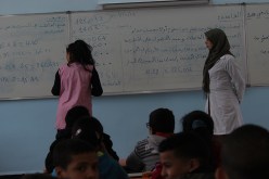 معلم يعتدي على تلميذة ويسبّب لها جروحا في الرقبة بمدرسة بلعروسي في وهران