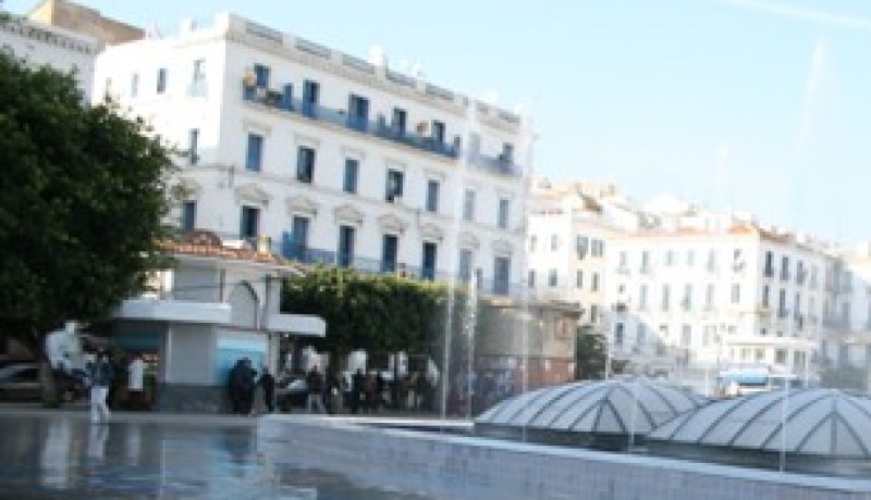 حالة هلع وخوف إثر إنذار كاذب بوجود سيارة مفخخة بساحة بورسعيد