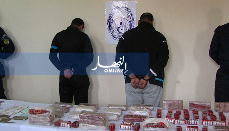 الإطاحة بشبكة تتاجر بالمخدرات وحجز 2900 قرص مهلوس بسوق اهراس