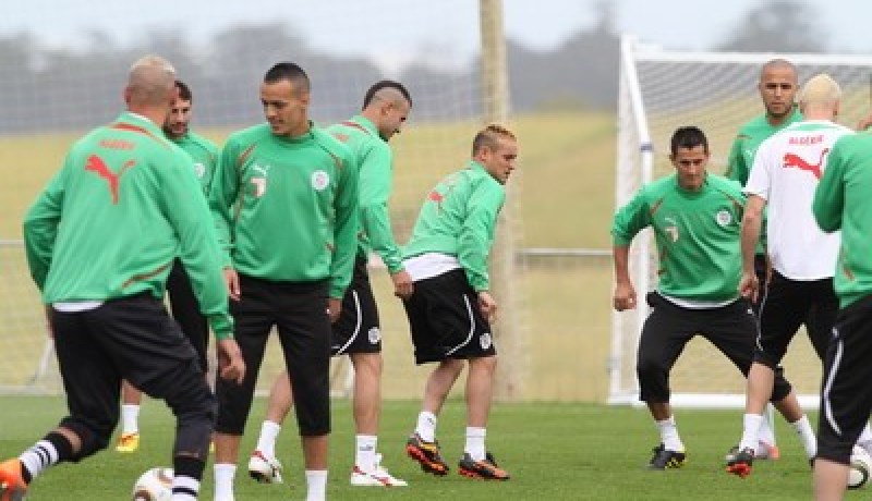 المنتخب الجزائري تركيز كبير و استعداد تحسبا للمباراة ضد سلوفينيا