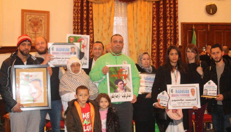 بالصور.. جمعية “راديوز” تكرم عائلة الصحفيين بوخزر وبن عودة