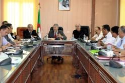 أغلب النقابيين المنتدبين يمارسون البزنسة ويعشقون الرحلات