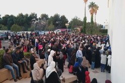 بالفيديو والصور…توافد العائلات على قصر الثقافة مفدي زكريا لمتابعة محاضرة وسيم يوسف