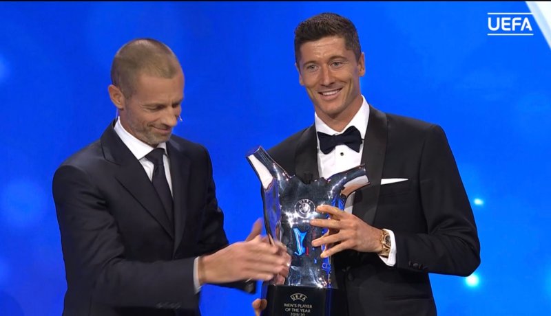 رسميا.. “ليفاندوفسكي” أفضل لاعب في أوروبا