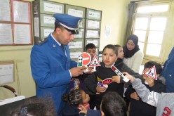 بالصور..أطفال المركـــز النفسـي البيداغوجي في ضيافــة شرطــة خميس الخشنـــة 