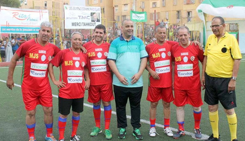 ولد علي، شريفي، بلومي ونجوم الكرة يكرمون أبطال دورة راديوز