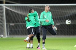 مونديال 2010: حارس مرمى منتخب الجزائر شاوشي يتعرض للإصابة في التدريبات