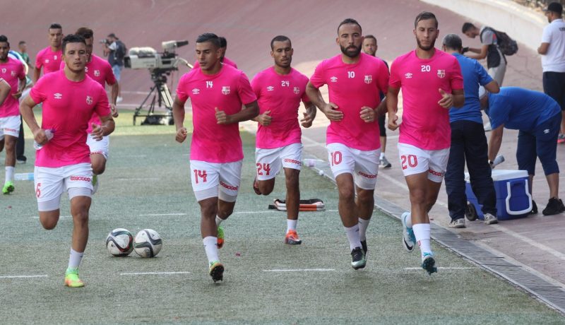 لاعبو بلوزداد ينفذون تهديداتهم ويقاطعون التدريبات