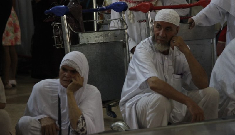 وكالات سياحية تخون الحجاج وتتنازل عن حقوقهم في السعودية