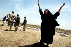 إصابة مدنيين عراقيين في تفجير انتحاري بحزام ناسف وسط بغداد