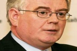 وزير خارجية ايرلندا يزور قطاع غزة