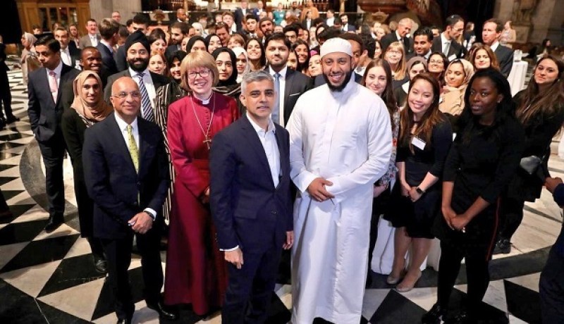 كاتدرائية القديس بولس بلندن تستضيف أول إفطار بين الأديان