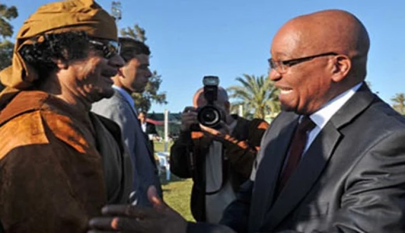 زوما يحذر الأطلسي من اغتيال القذافي