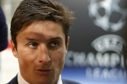 زانيتي ينفي إعتزاله عقب نهاية الموسم رغم بلوغه سن 40