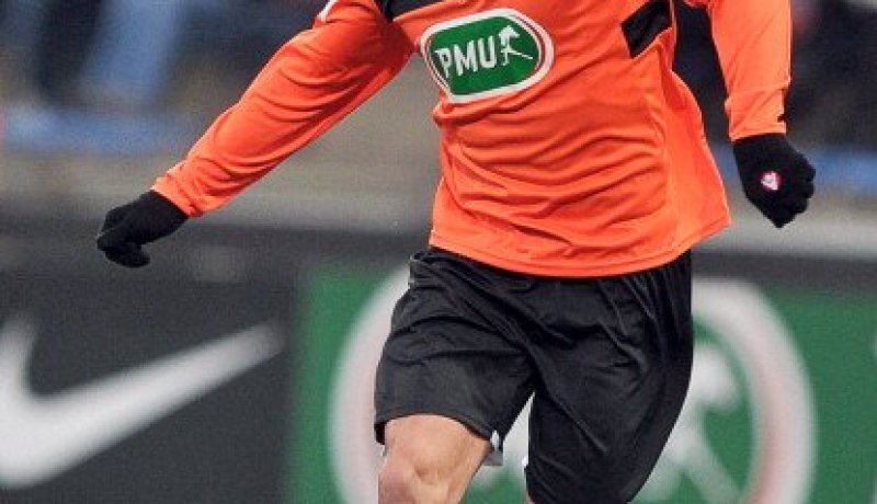 حليلوزيتش يتصل بالمهاجم الفرنسي “جيرمي أليدايير” لضمه إلى “الخضر”!