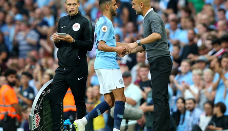 “غوارديولا” يُوجّه إنذارا لـ “محرز” !!