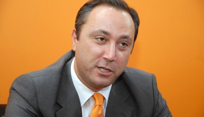 ''نجمة'' تخلف ''جازي'' في التلفزيون