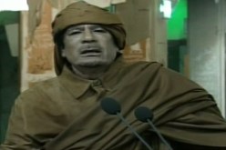 القذافي: الإعتراف بالمجلس الإنتقالي لا يساوي شيئا وسندوسه تحت أقدامنا