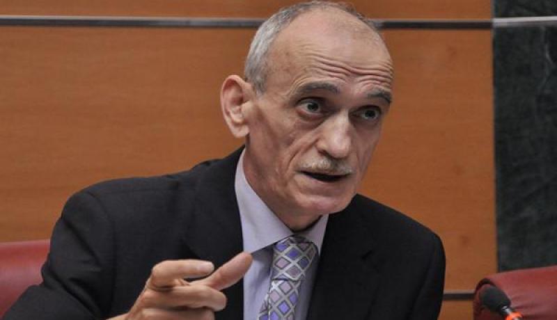 بالفيديو.. قرباج:”الإتفاقية بين الرابطة والفاف مُلغاة منذ 2013″