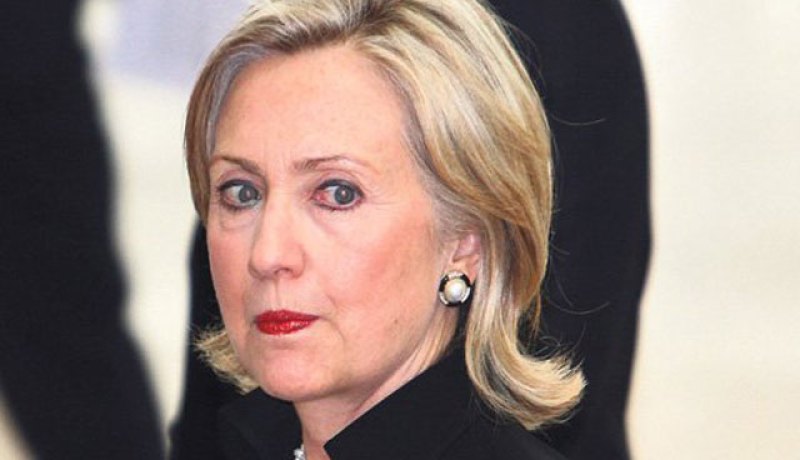 كلينتون تؤجل زيارتها الى مراكش 24 ساعة لأسباب صحية