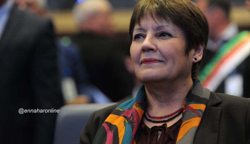 «إعــادة النـظــر فــي البــرامــج الـــدراسيــة.. وترسيم المستخلفين السنة المقبلة»