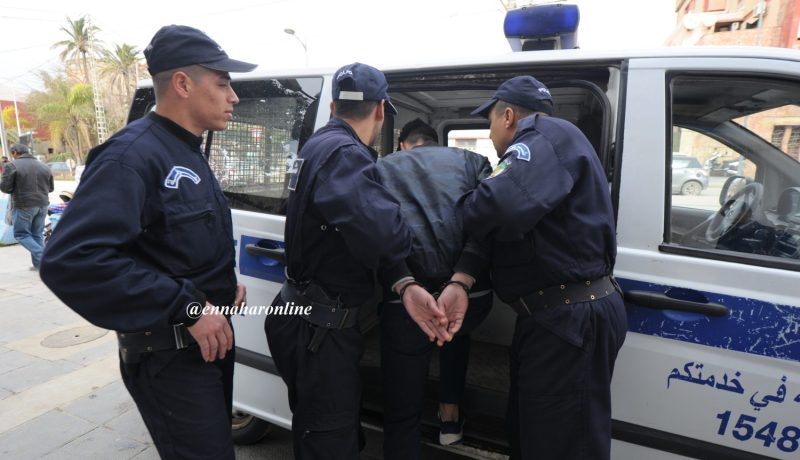 شاب يرتدي قناعا ويهاجم منزل خالته.. يحاول اغتصابها ثم يسرق مجوهراتها!